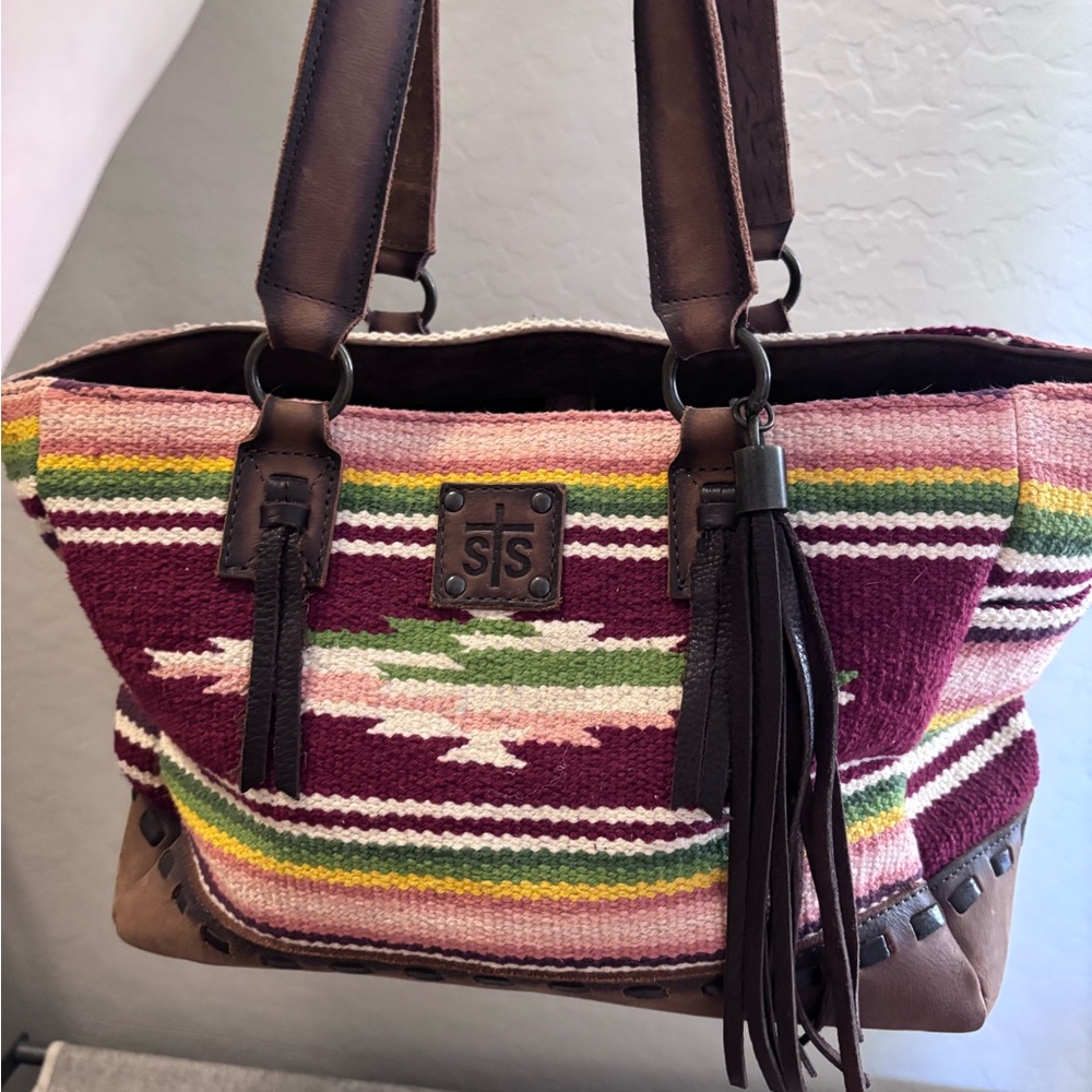 STS Ranchwear Burgundy Pink Green Southwestern Stripe Shoulder Tote